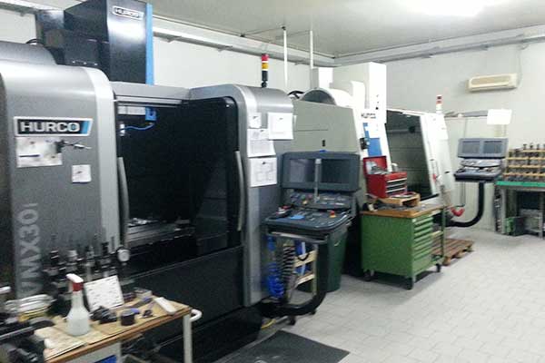 HURCO VMX30i 760 x 510 x 610